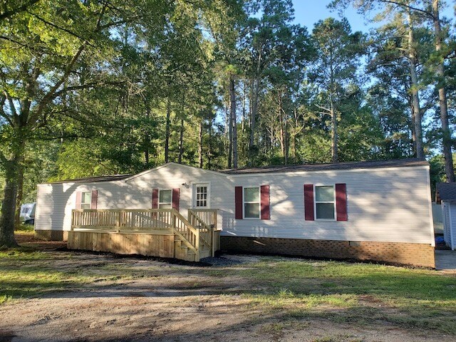 Building Photo - 515 Swinson Rd