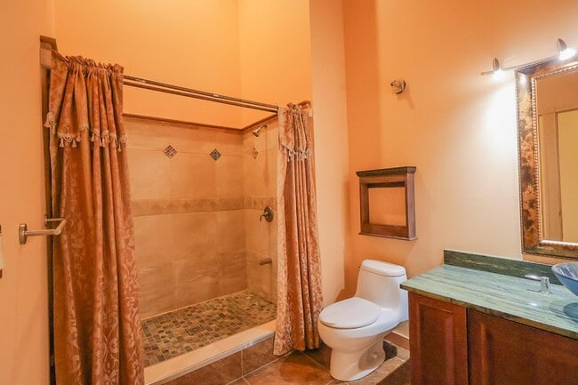 Building Photo - 67 Anderson Pond Rd