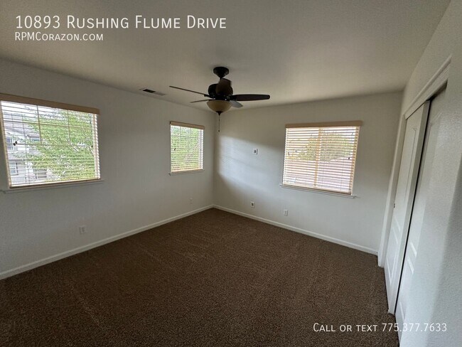 Building Photo - 10893 Rushing Flume Dr