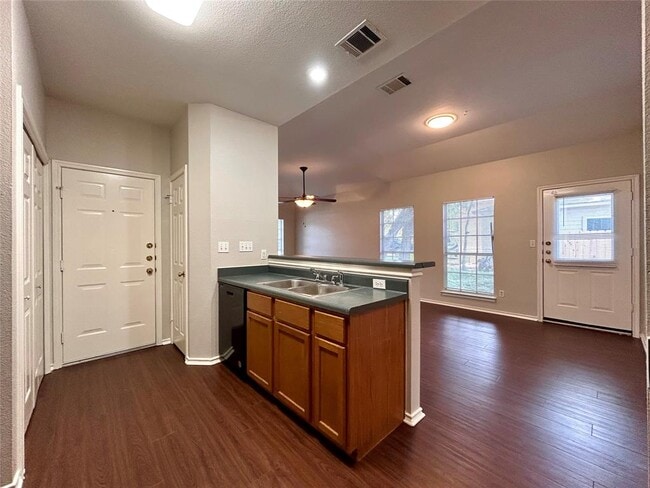 Building Photo - 12303 Abney Dr