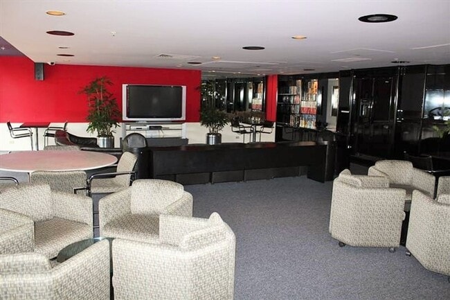 Building Photo - HONOLULU PARK PLACE - Newly Renovated Spacious 1 Bedroom, 1 Bathroom, 1 Parking & Lanai!