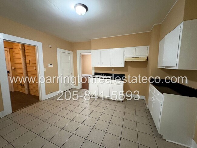 Building Photo - 4745 Avenue R