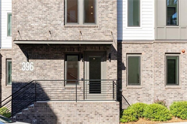 Building Photo - 396 Pratt Dr SE
