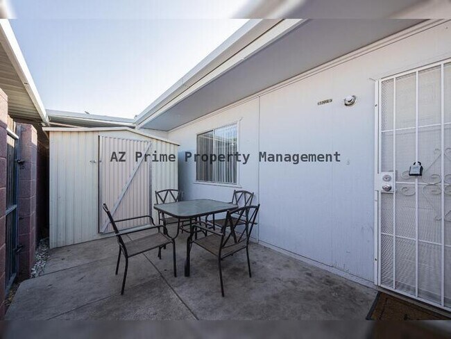 Building Photo - 6822 N 35th Ave