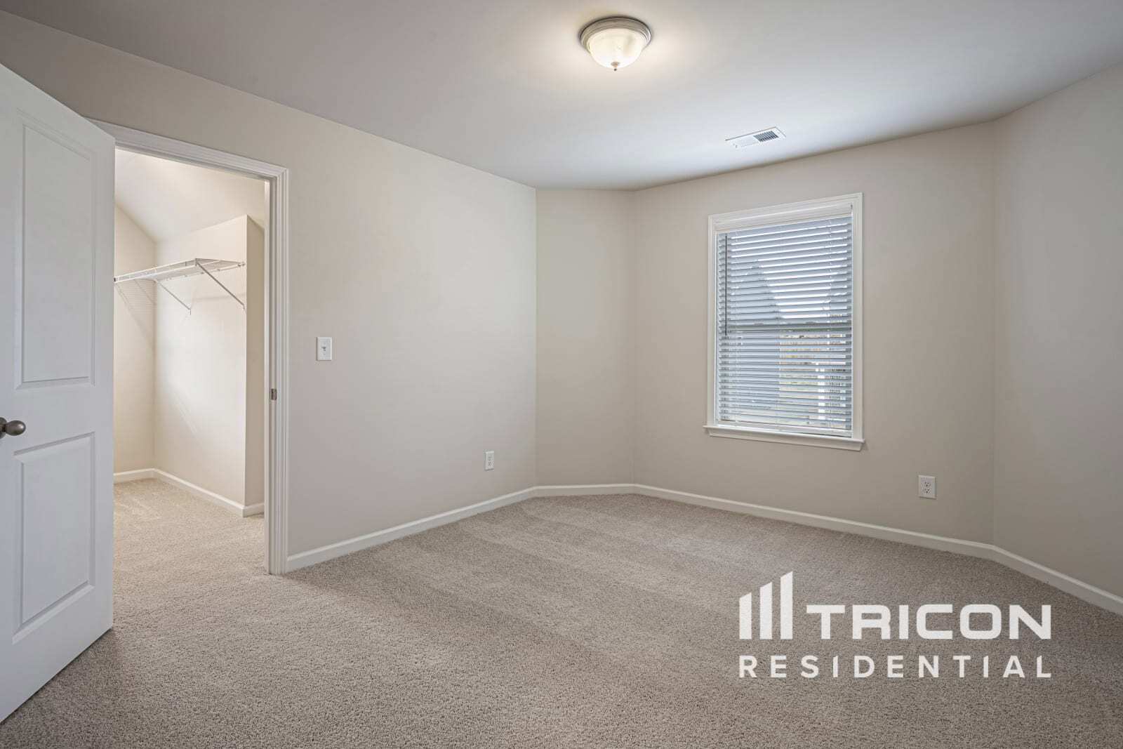 Building Photo - 228 Margrave Dr