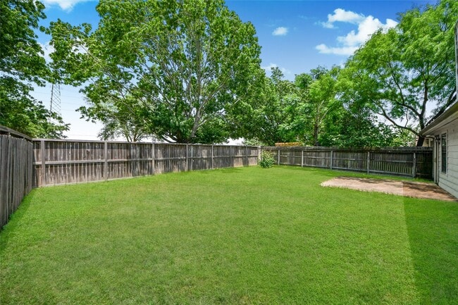 Building Photo - 16134 Coleburn Dr