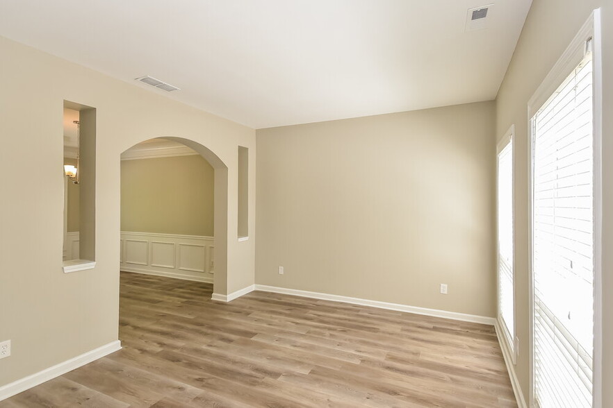 Building Photo - 708 Fitzgerald Pl