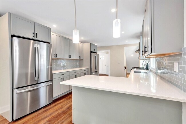 Building Photo - 55-57 Bailey Rd