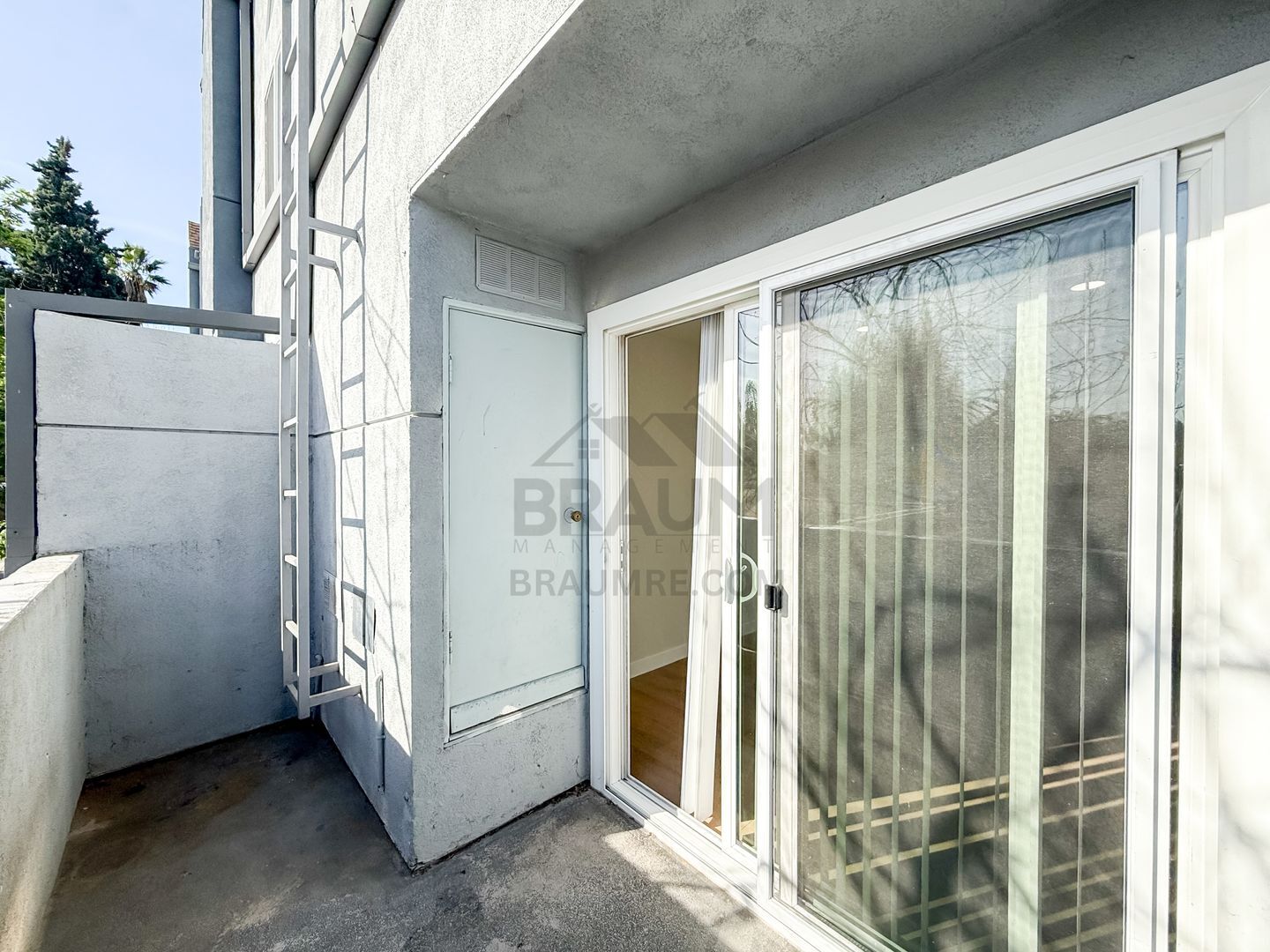 Building Photo - 14249 Friar St