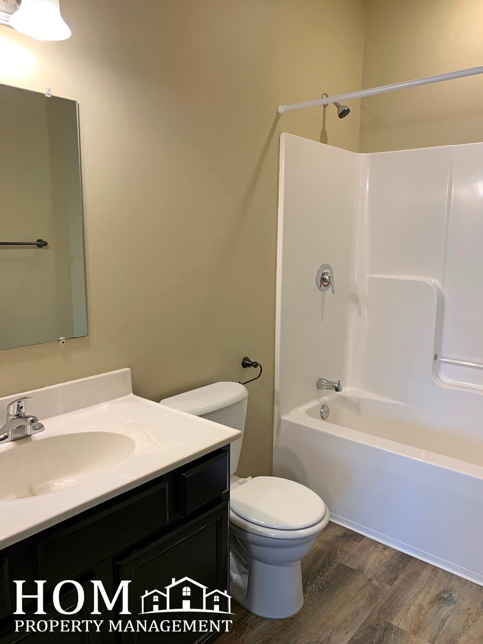 Building Photo - 261 Bunting Ln