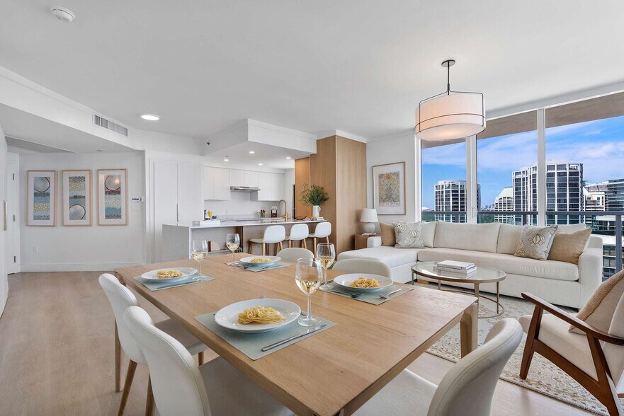 Building Photo - 2889 McFarlane Rd