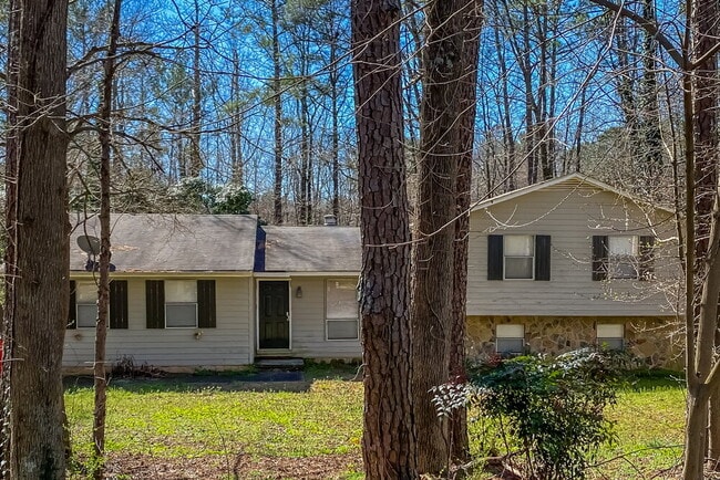 Building Photo - 2058 Tiffany Ln