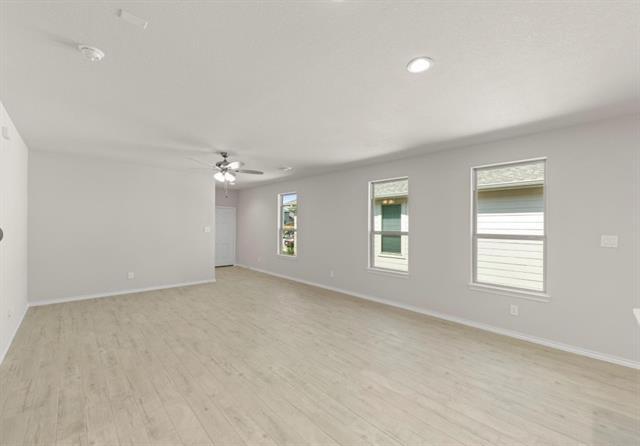 Building Photo - 1641 Mdw Crst Dr