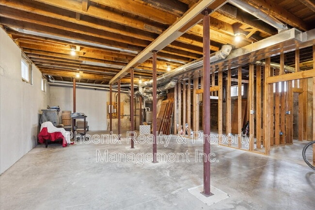 Building Photo - 211 E Geneseo St