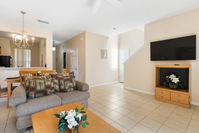 Building Photo - 2705 Roadster Ln