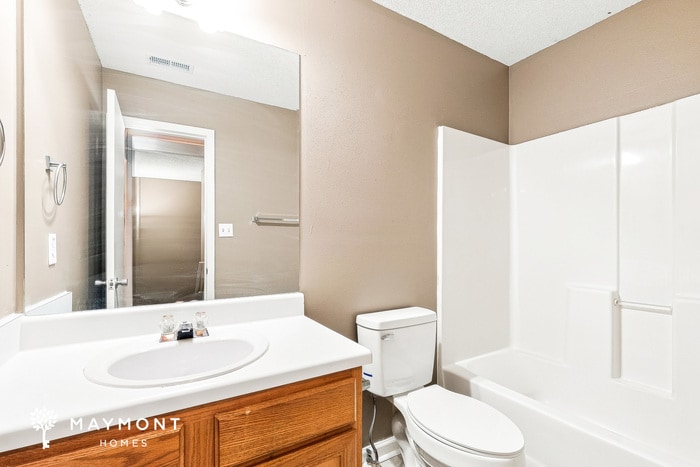 Building Photo - 4203 Legacy Square