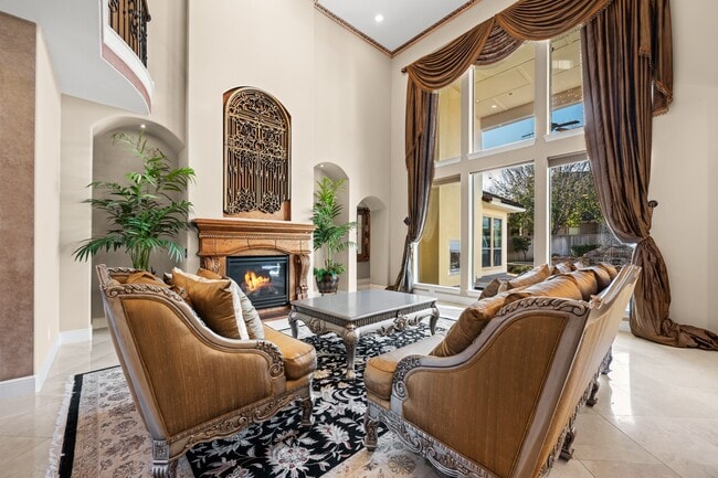 Building Photo - 75 S Fremont Ridge Loop