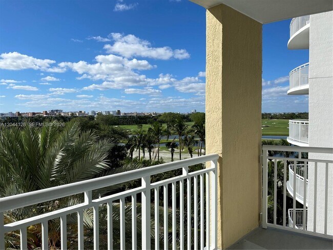 Building Photo - 1745 E Hallandale Beach Blvd