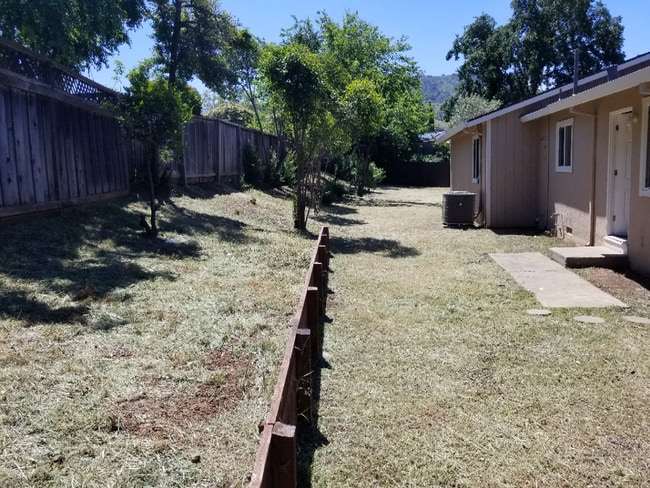 Building Photo - 4 Bed 2 Bath Single Family Home In Concord...