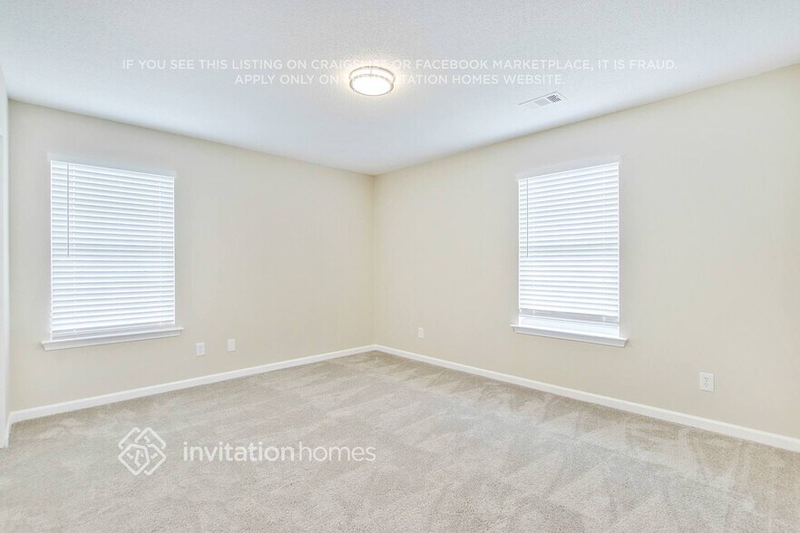 Building Photo - 161 Parkview Ln