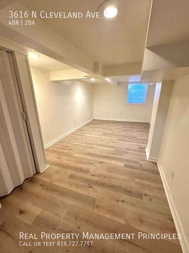 Building Photo - 3616 N Cleveland Ave