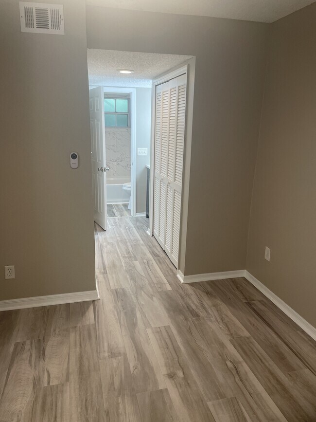 Building Photo - 4671 Pembrook Pl