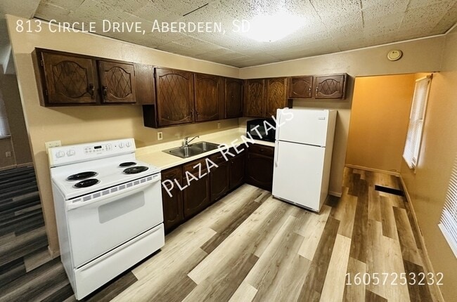 Building Photo - 202 N Washington St