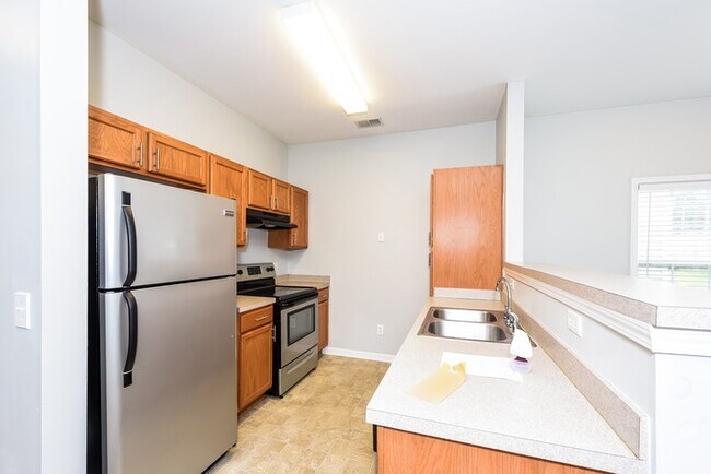 Building Photo - Cute 3 Bedroom Home