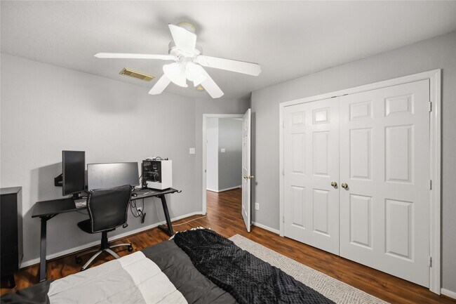 Building Photo - 3711 Hill Family Ln