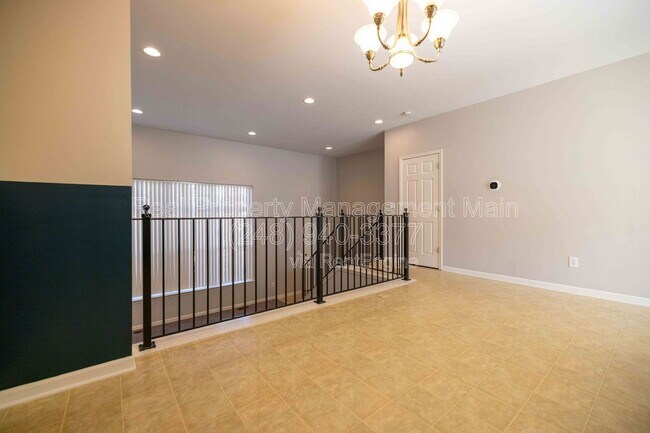 Building Photo - 264 E Palmer St