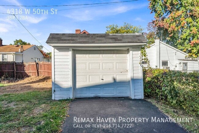 Building Photo - 4318 W 50th St