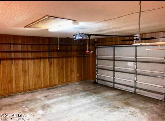 Building Photo - 5449 Fort Caroline Rd