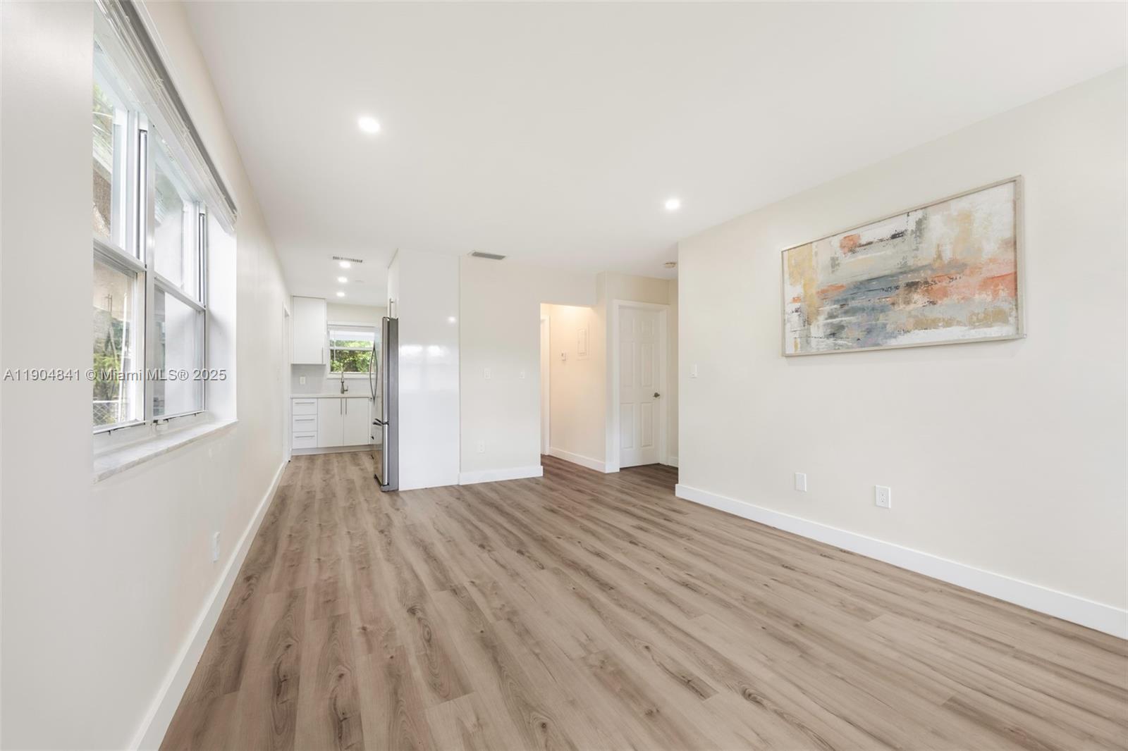 Building Photo - 3101 SW 19th St