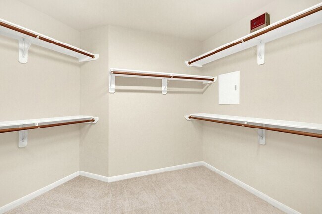 Building Photo - 9226 Fernwillow Dr