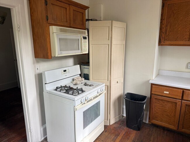 Building Photo - Madison Ave. 1709-1713