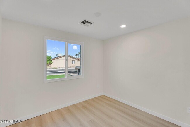 Building Photo - 3545 E Friess Dr