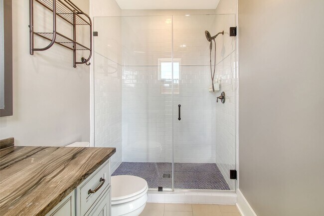 Building Photo - 4 Bedroom 4.5 Bath Home in Dunes West - Mt. Pleasant