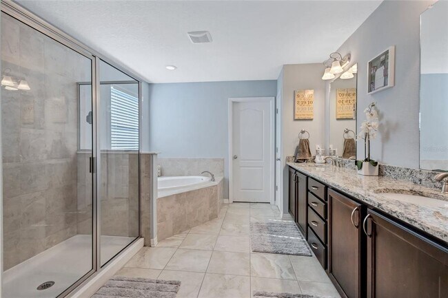 Building Photo - 3412 W Cass St