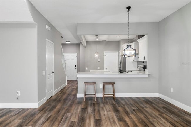 Building Photo - 26532 Castleview Way