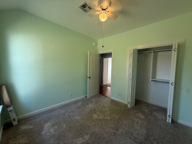Building Photo - Corner-lot home in the desirable Cooper Creek