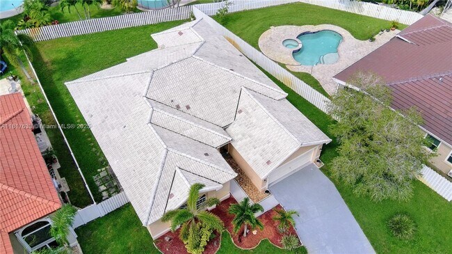 Building Photo - 17820 NW 16th St