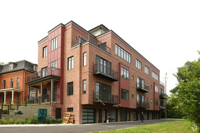 Building Photo - The Mark