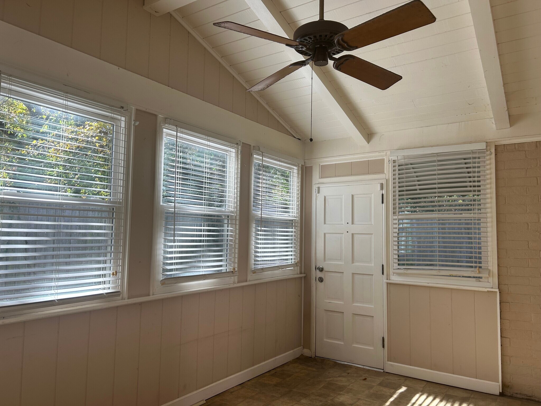 Sunroom addition with cathedral ceiling - 1825 Johnson St