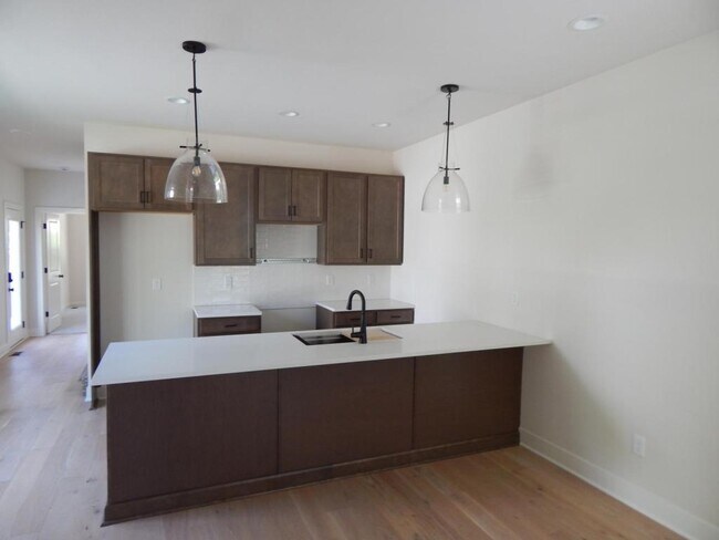 Building Photo - 4339 Virginia Ave