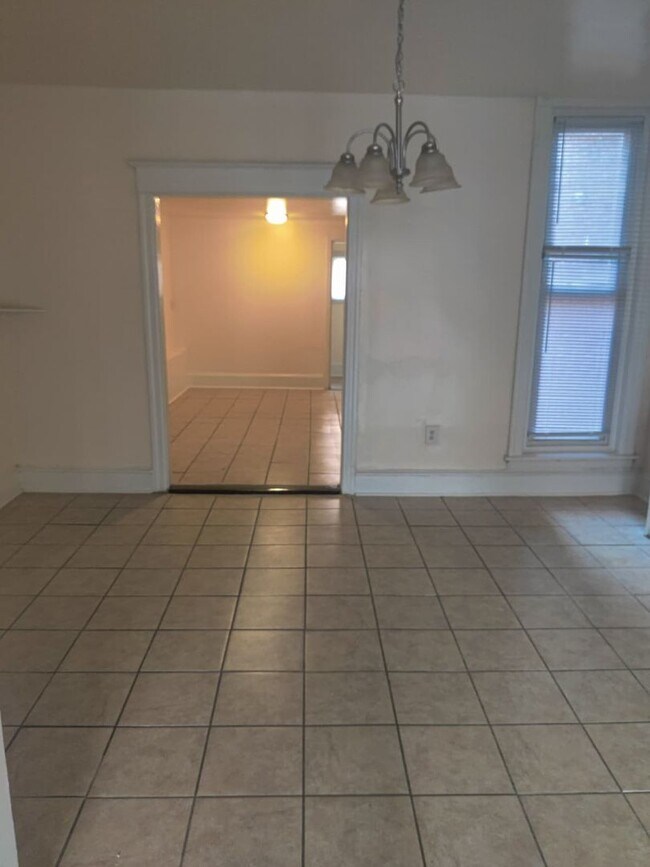 Building Photo - 232 N 59th St