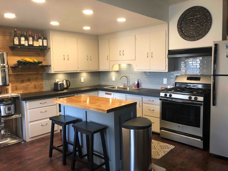 Building Photo - 126 SW 4th St