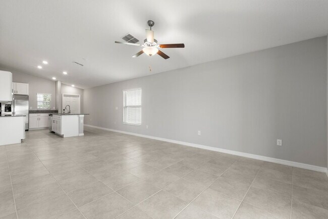 Building Photo - LIKE NEW Home for Rent in Cypress Mill!
