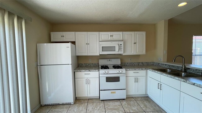 Building Photo - 241 Belvoir Dr