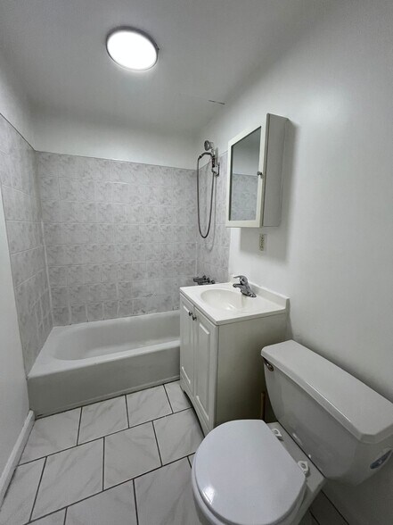 Building Photo - 43 Storms Ave