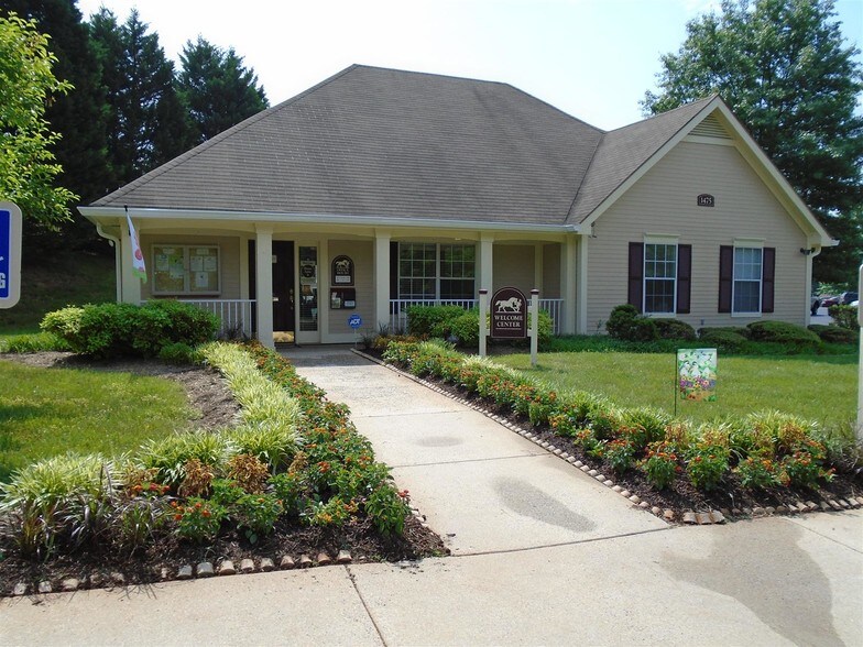 Wilton Farm Apartments 1475 Wilton Farm Rd Charlottesville VA 22911